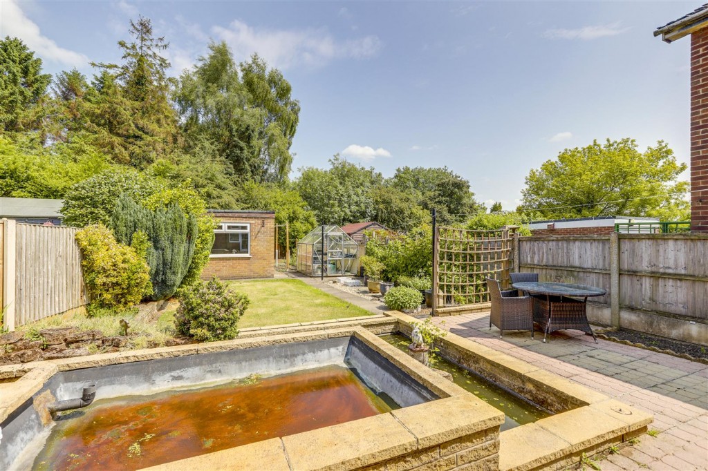 St. Marys Way, Hucknall, Nottinghamshire, NG15 7DL