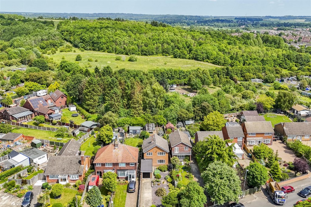 St. Marys Way, Hucknall, Nottinghamshire, NG15 7DL