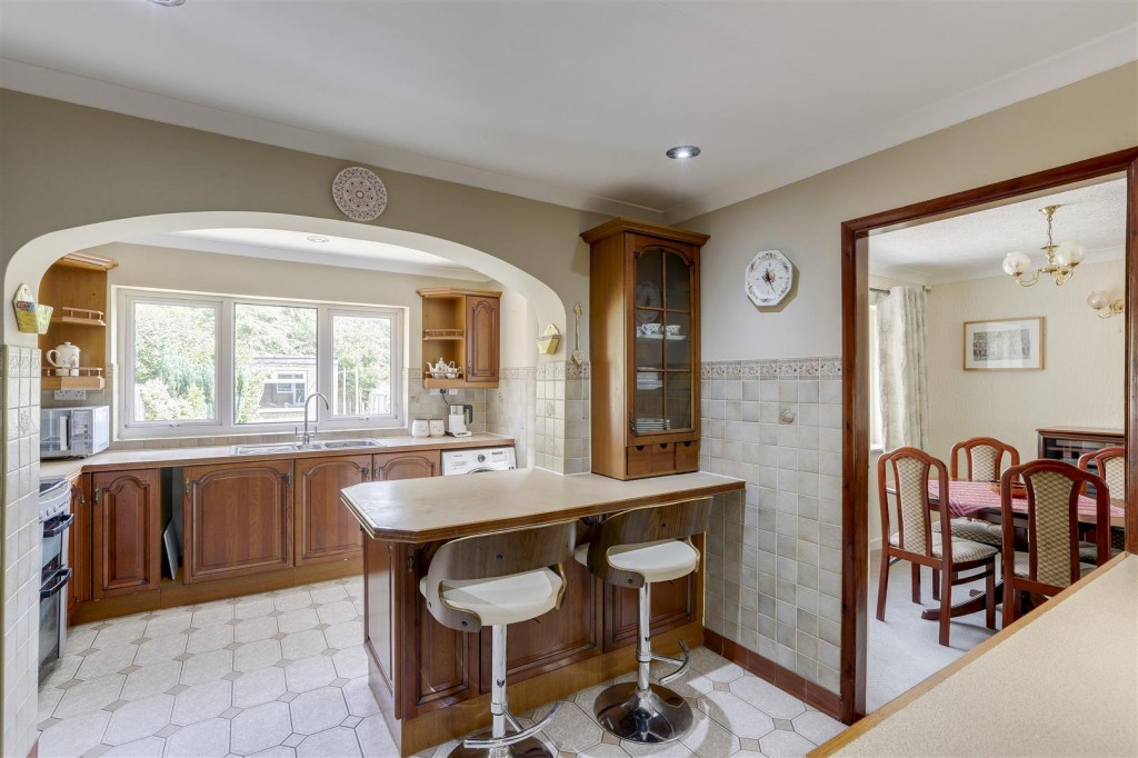 St. Marys Way, Hucknall, Nottinghamshire, NG15 7DL