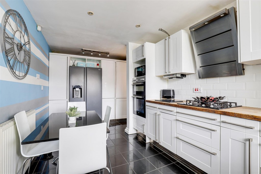 Kent Road, Mapperley, Nottinghamshire, NG3 6BS