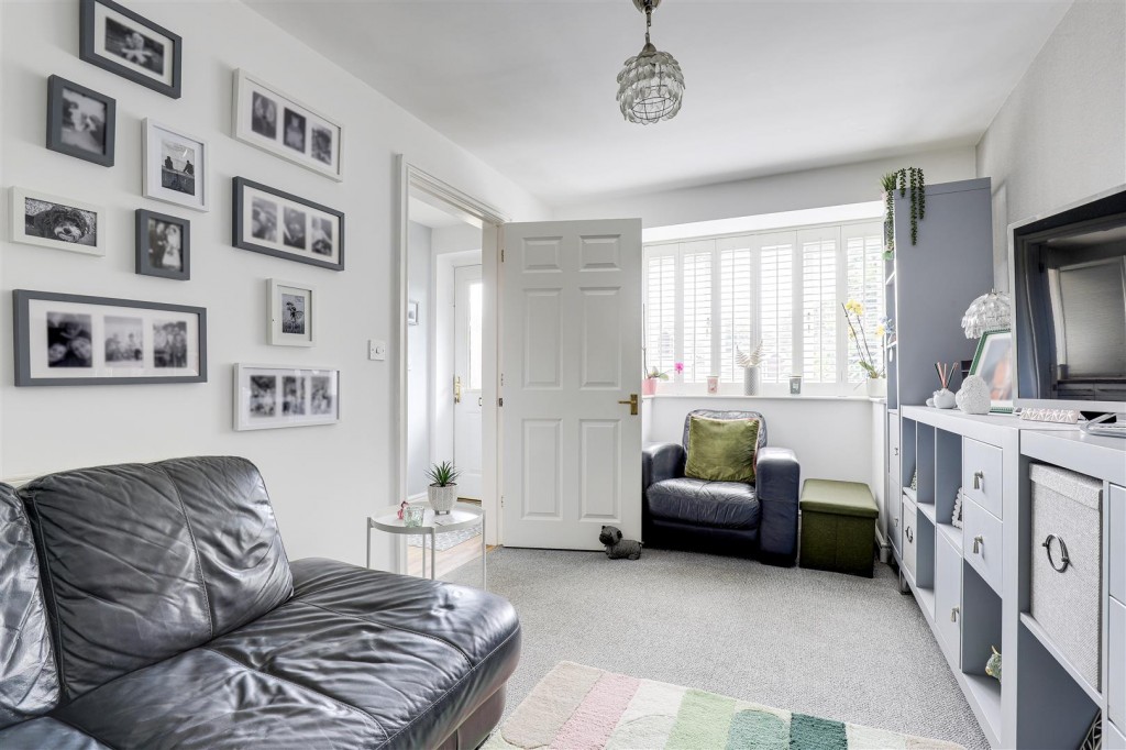Kent Road, Mapperley, Nottinghamshire, NG3 6BS