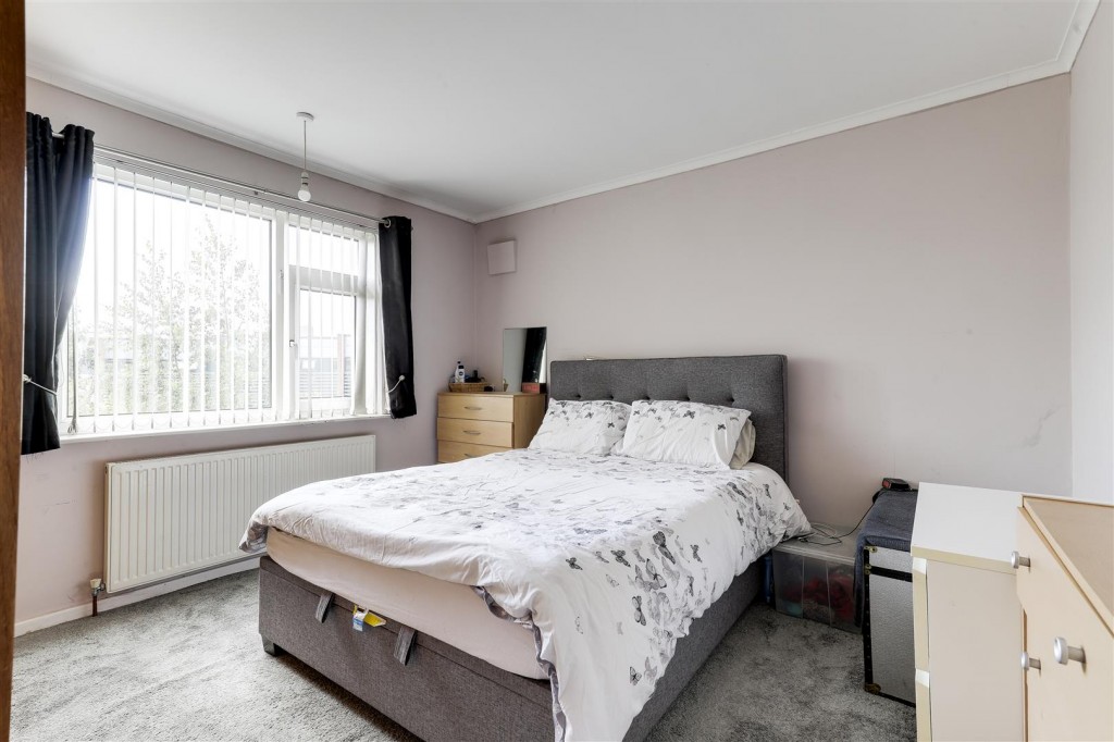 Goodwood Road, Wollaton, Nottinghamshire, NG8 2FT