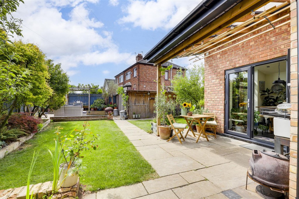 Manchester Street, Long Eaton, Derbyshire, NG10 1DE