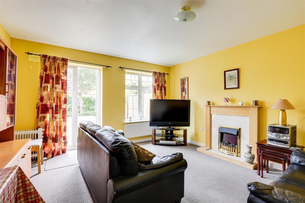 Cheyne Walk, Hucknall, Nottinghamshire, NG15 7TR