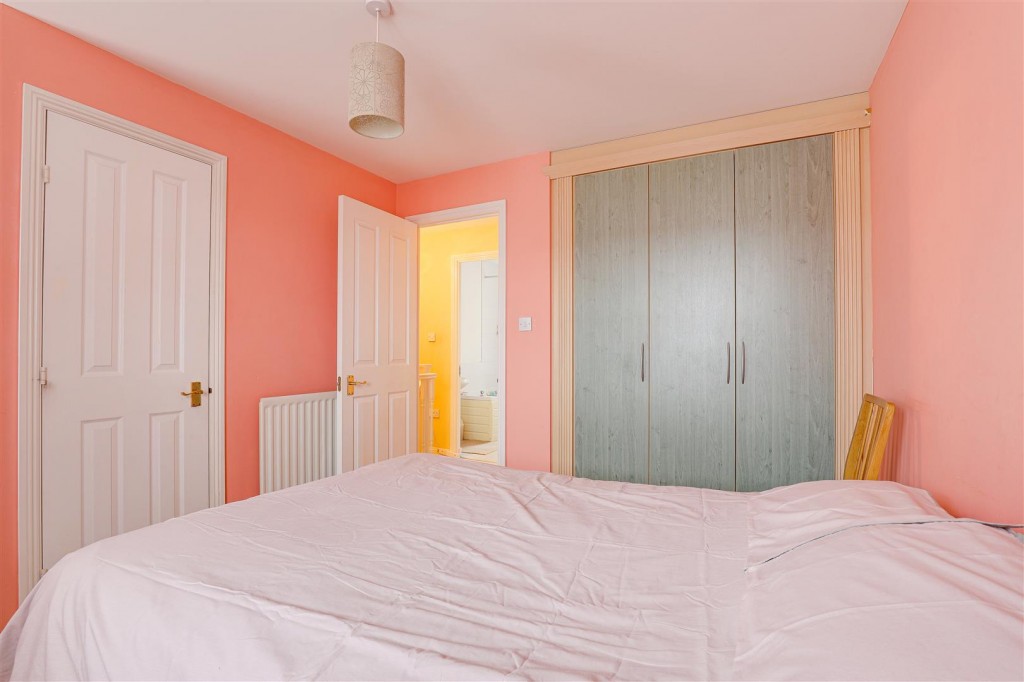 Cheyne Walk, Hucknall, Nottinghamshire, NG15 7TR
