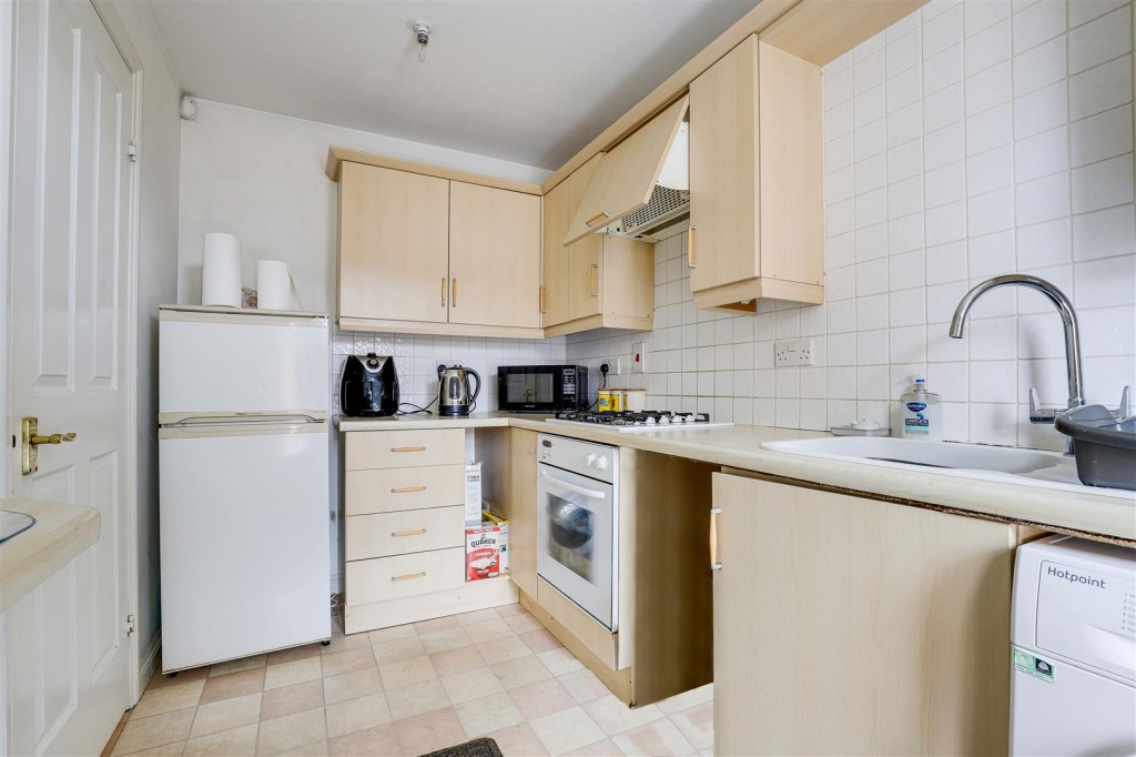 Cheyne Walk, Hucknall, Nottinghamshire, NG15 7TR