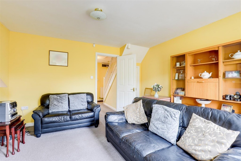 Cheyne Walk, Hucknall, Nottinghamshire, NG15 7TR