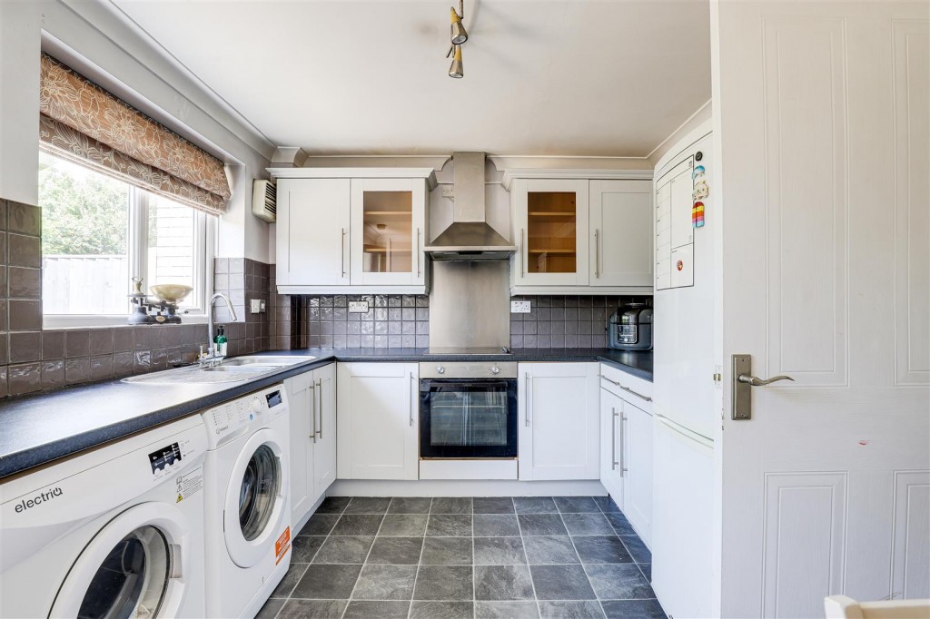 Hellebore Close, Southglade Park, Nottinghamshire, NG5 9RP