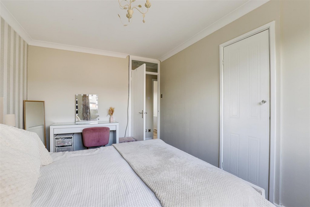 Hellebore Close, Southglade Park, Nottinghamshire, NG5 9RP
