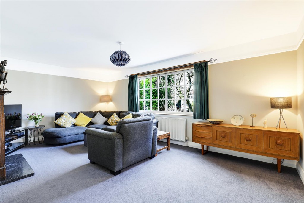 Cyprus Road, Mapperley Park, Nottinghamshire, NG3 5EB