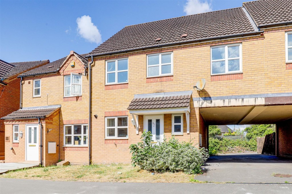Edmonstone Crescent, Bestwood, Nottingham, NG5 5UW