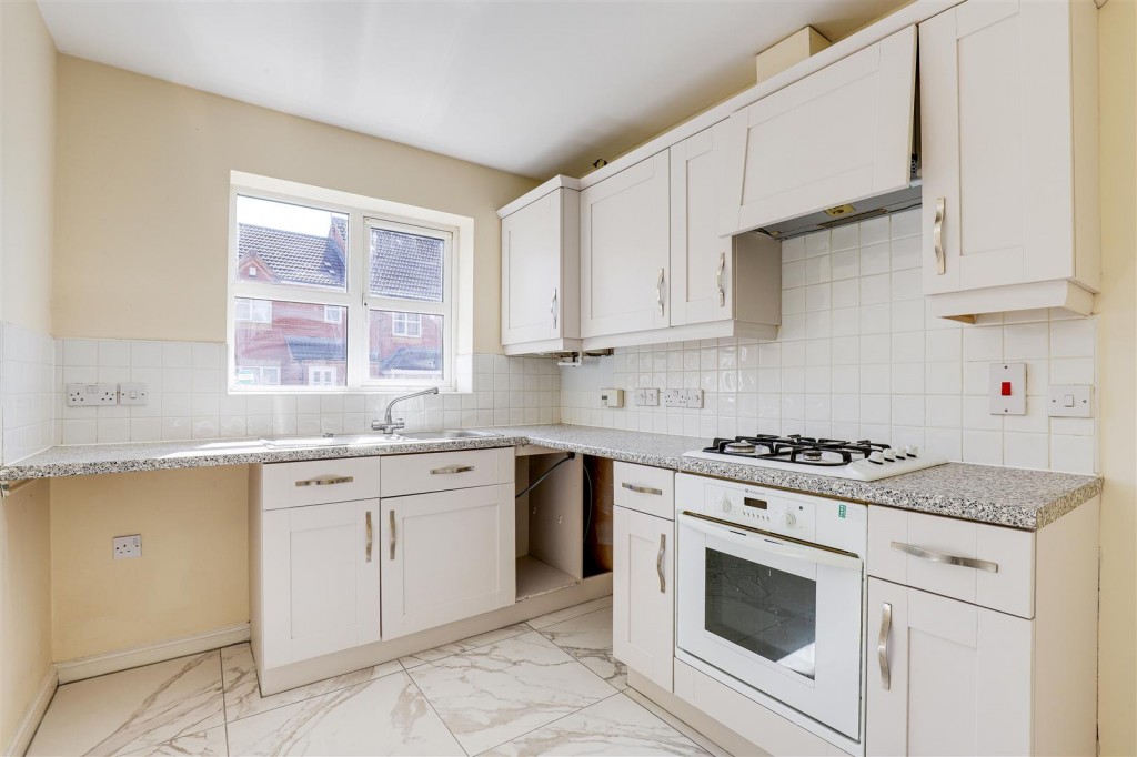 Edmonstone Crescent, Bestwood, Nottingham, NG5 5UW