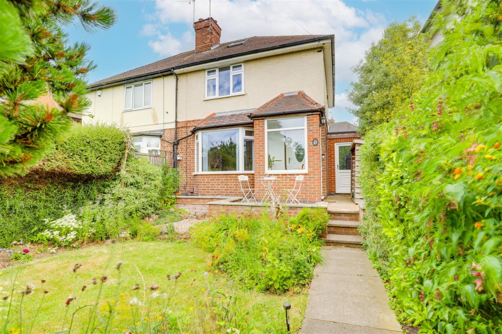 Ruddington Lane, Wilford, Nottinghamshire, NG11 7BY