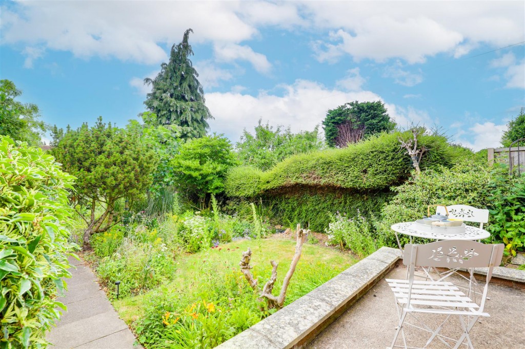 Ruddington Lane, Wilford, Nottinghamshire, NG11 7BY