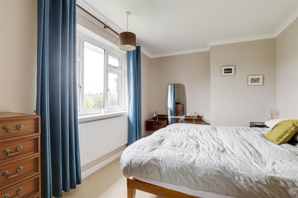 Ruddington Lane, Wilford, Nottinghamshire, NG11 7BY