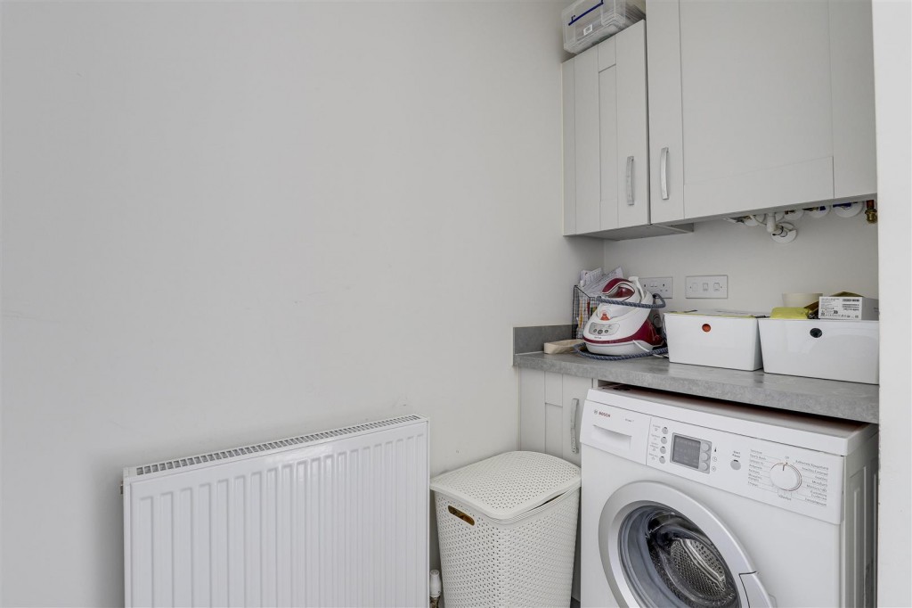 Alison Close, Edwalton, Nottinghamshire, NG12 4LA