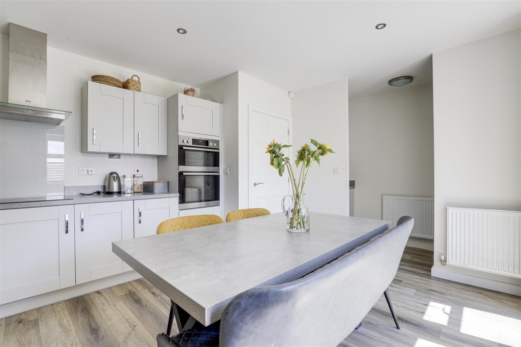 Alison Close, Edwalton, Nottinghamshire, NG12 4LA