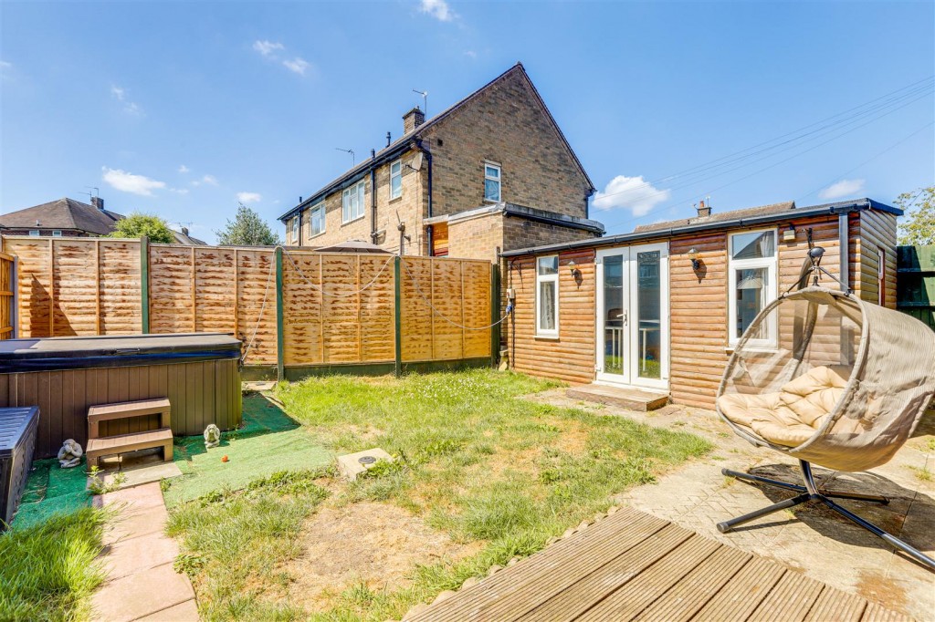 Yewtree Road, Hucknall, Nottinghamshire, NG15 6AQ