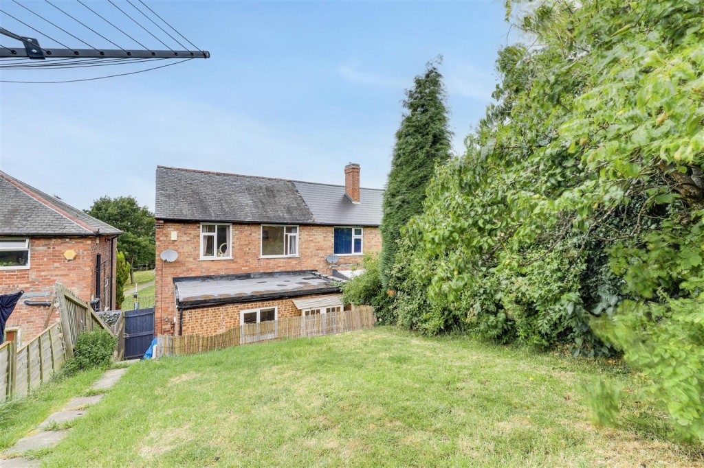 Calverton Road, Arnold, Nottinghamshire, NG5 8FS