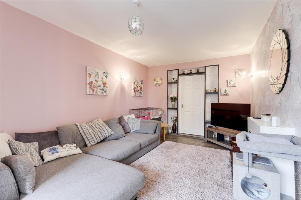 Calverton Road, Arnold, Nottinghamshire, NG5 8FS