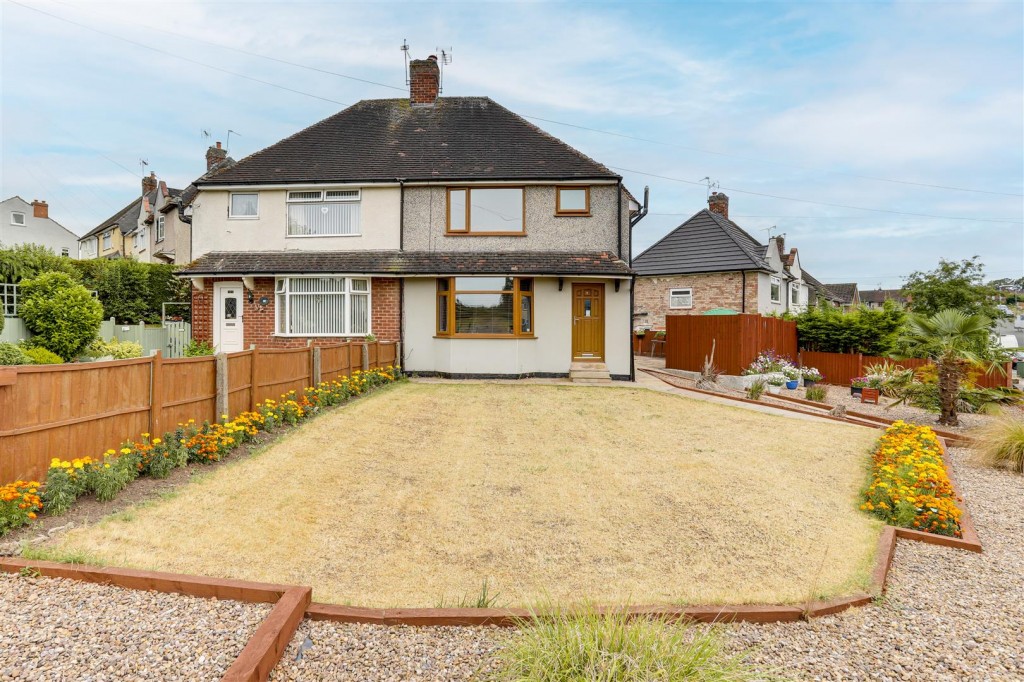 Greenwood Avenue, Hucknall, Nottinghamshire, NG15 6LZ