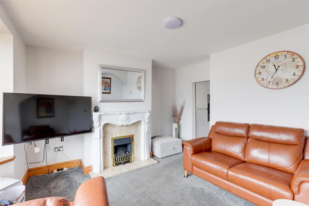 Greenwood Avenue, Hucknall, Nottinghamshire, NG15 6LZ
