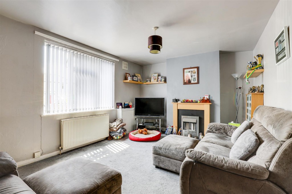 Arthur Crescent, Carlton, Nottinghamshire, NG4 1GA