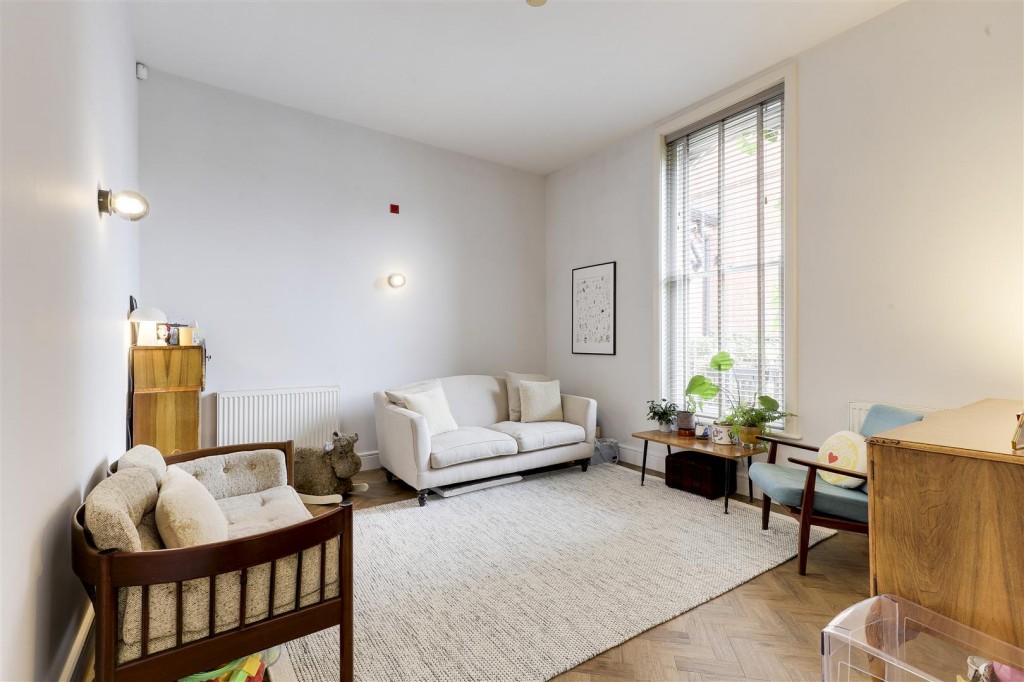 Lenton Avenue, The Park, Nottingham, NG7 1DX