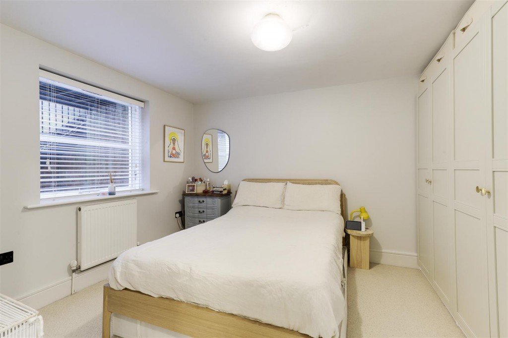 Lenton Avenue, The Park, Nottingham, NG7 1DX