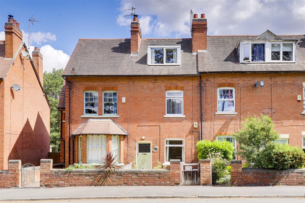 Clifton Road, Ruddington, Nottinghamshire, NG11 6DA