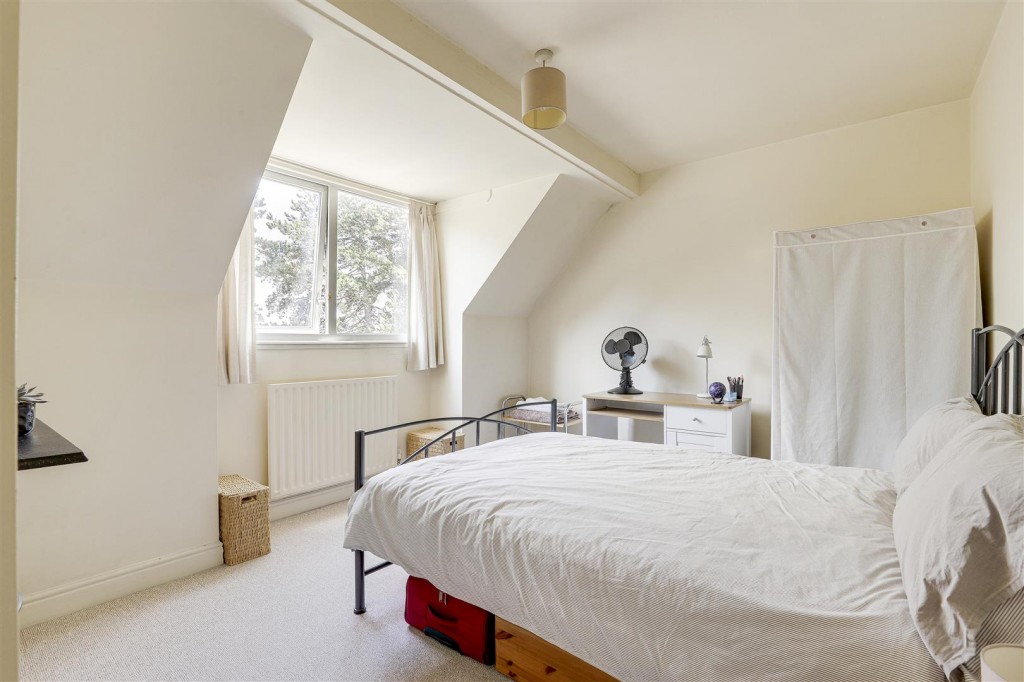 Clifton Road, Ruddington, Nottinghamshire, NG11 6DA