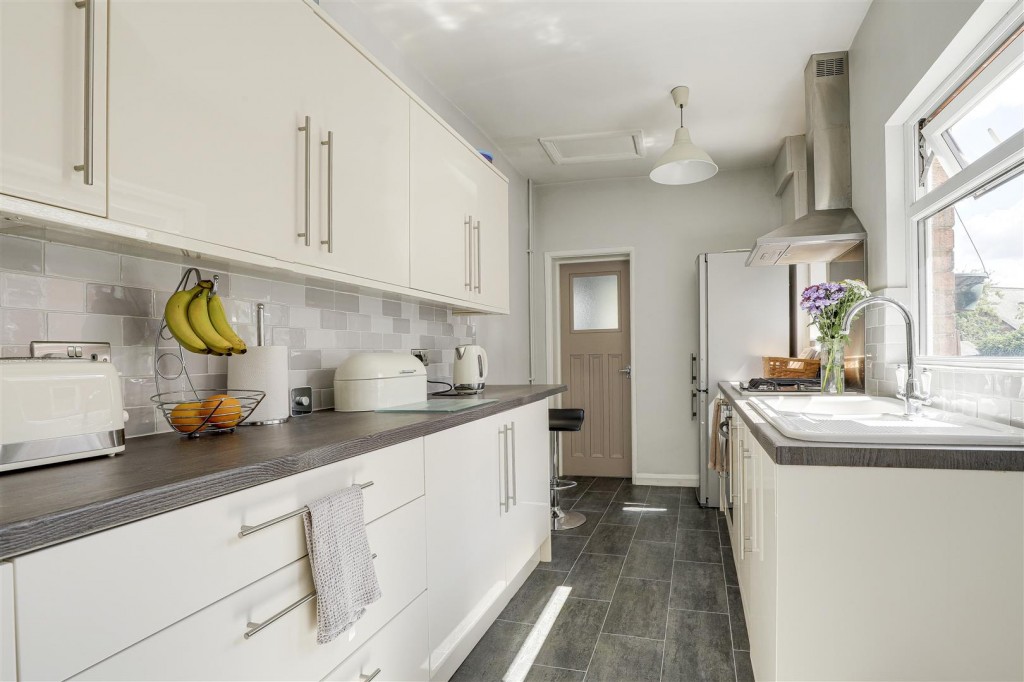Clifton Road, Ruddington, Nottinghamshire, NG11 6DA