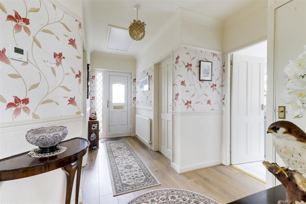 Langdale Road, Bakersfield, Nottinghamshire, NG3 7FE