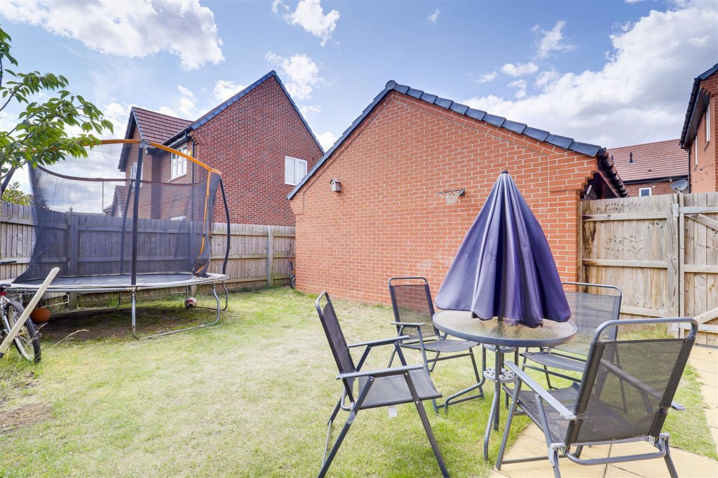 Peace Grove, Edwalton, Nottinghamshire, NG12 4JJ