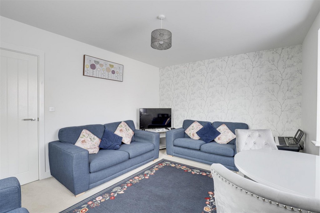 Peace Grove, Edwalton, Nottinghamshire, NG12 4JJ