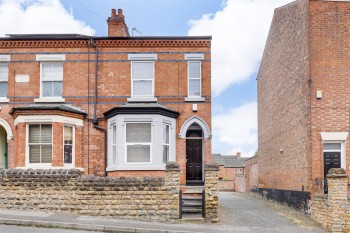 Sneinton Hollows, Sneinton, Nottinghamshire, NG2 4AA