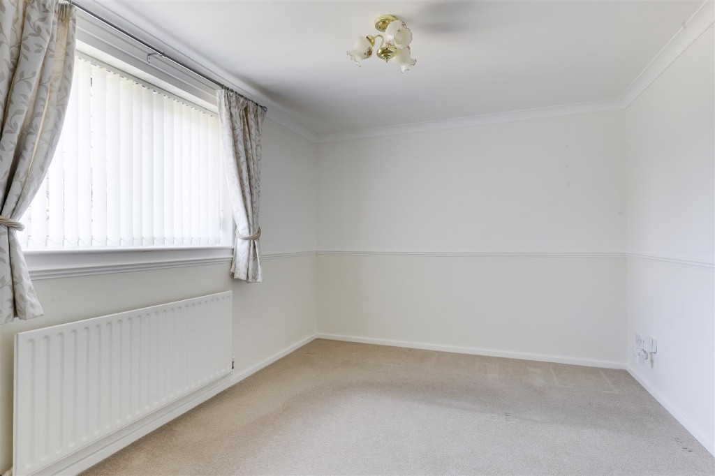 Ashwater Drive, Gedling, Nottinghamshire, NG3 5SJ