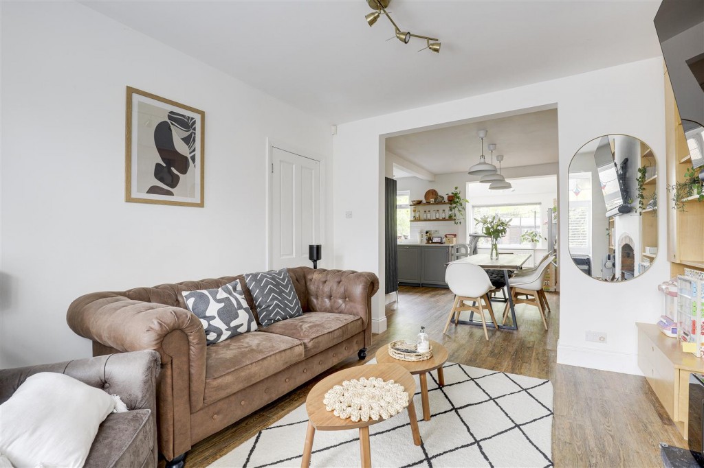 Blake Road, West Bridgford, Nottinghamshire, NG2 5JJ