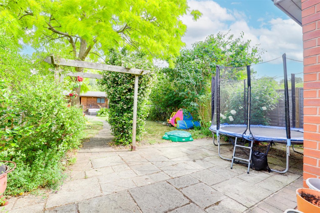 Blake Road, West Bridgford, Nottinghamshire, NG2 5JJ