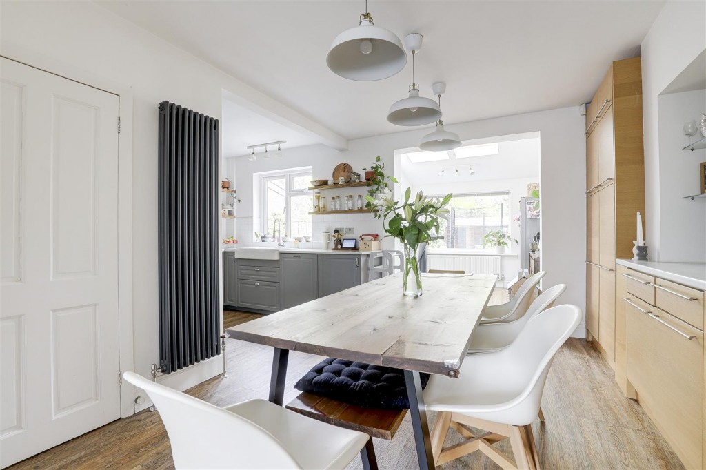 Blake Road, West Bridgford, Nottinghamshire, NG2 5JJ