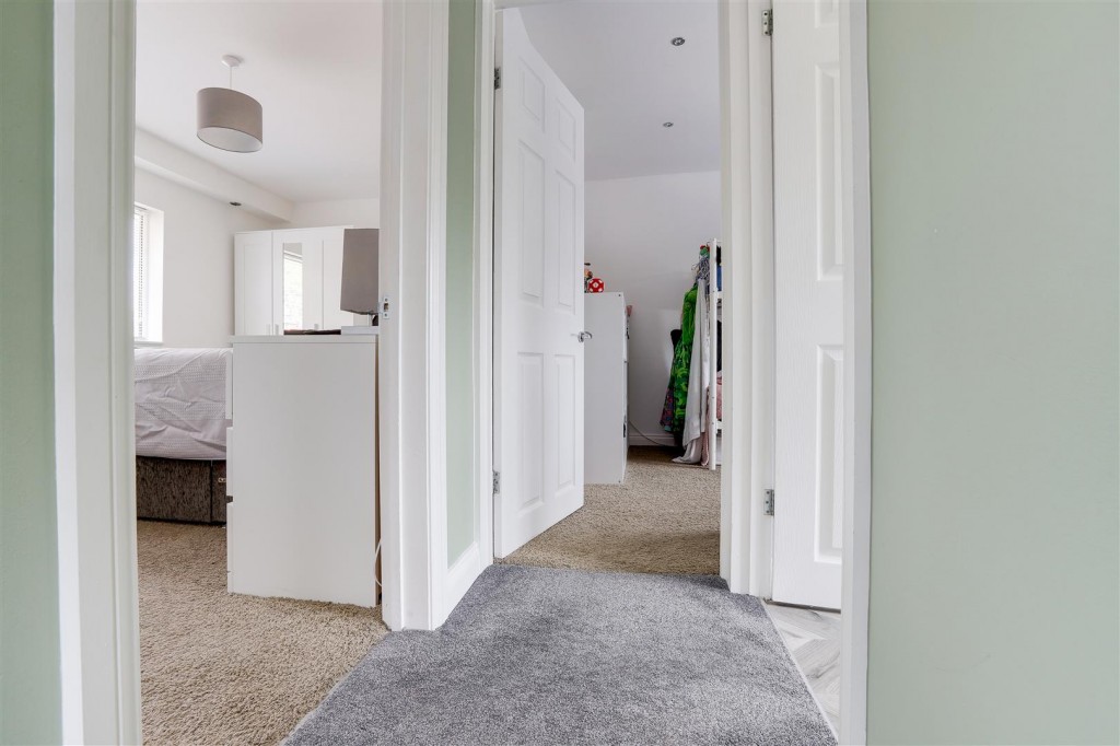 Broxtowe Lane, Broxtowe, Nottinghamshire, NG8 5NN