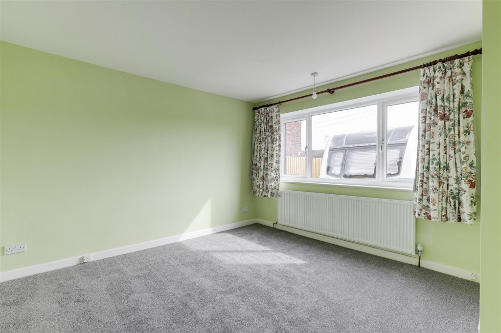 Leen Drive, Hucknall, Nottinghamshire, NG15 8BW