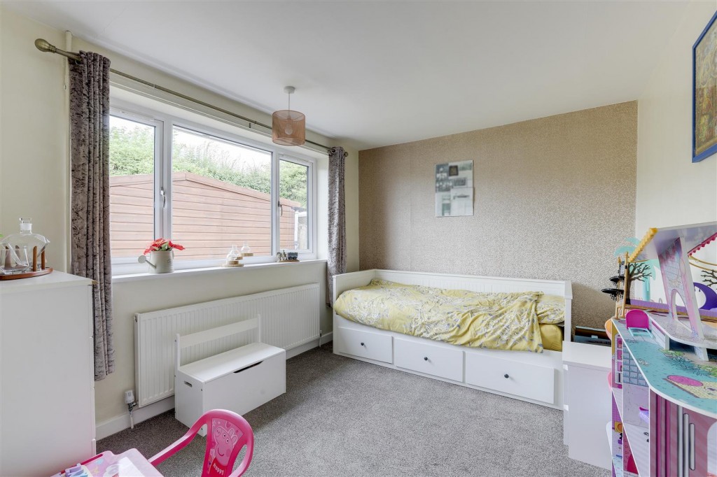 Leen Drive, Hucknall, Nottinghamshire, NG15 8BW