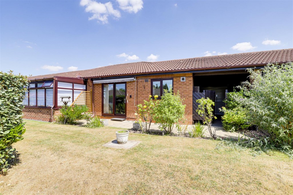 Elms Park, Ruddington, Nottinghamshire, NG11 6NT
