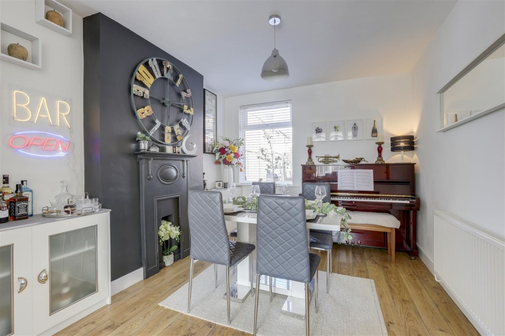 Station Road, Langley Mill, Nottinghamshire, NG16 4DU
