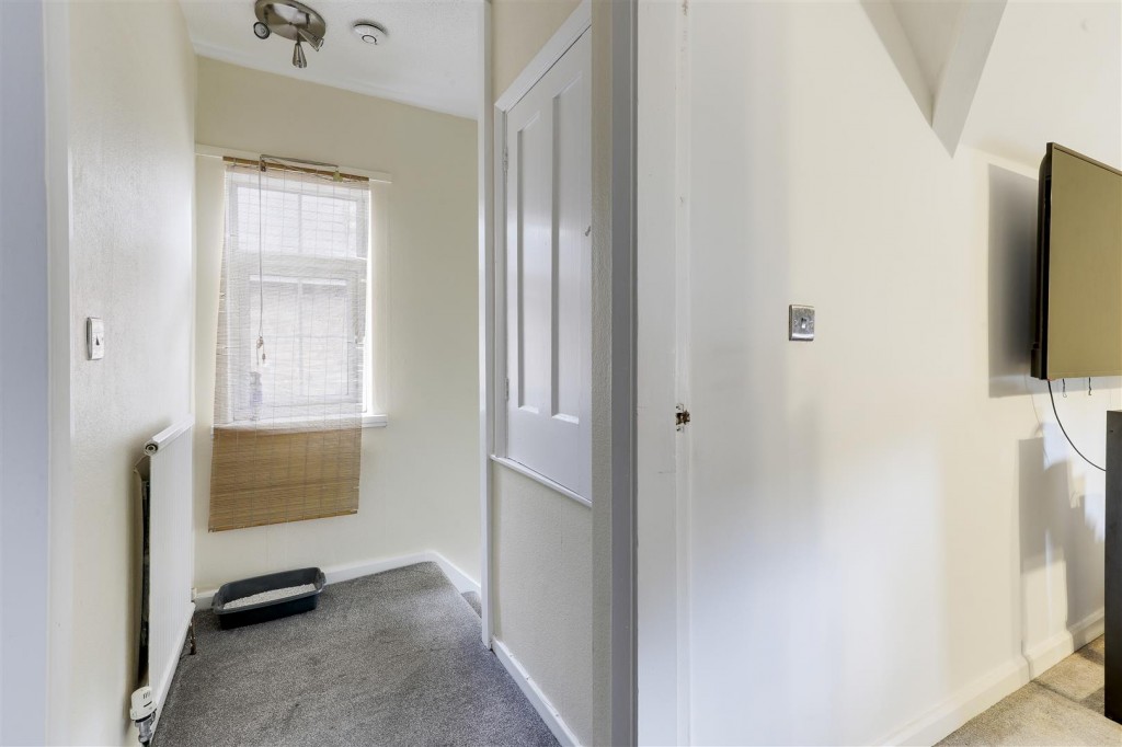 Danethorpe Vale, Sherwood, Nottinghamshire, NG5 3EN