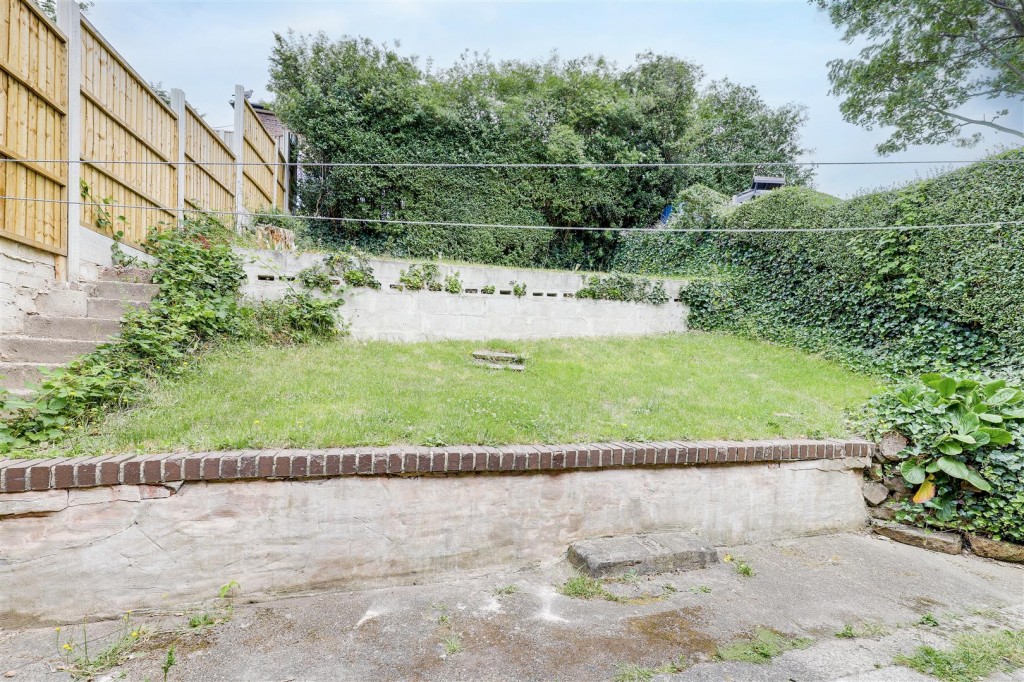 Danethorpe Vale, Sherwood, Nottinghamshire, NG5 3EN