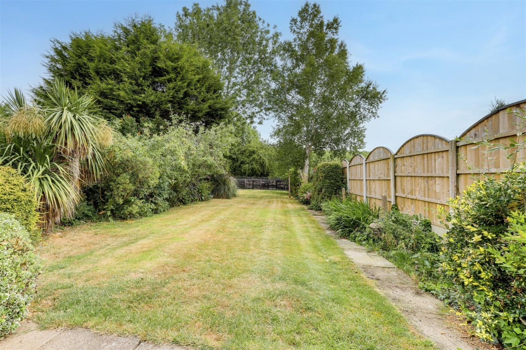 Broxtowe Drive, Hucknall, Nottinghamshire, NG15 7EE