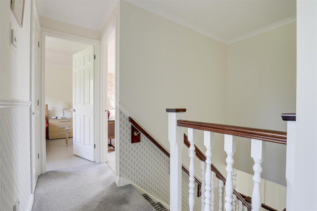 Hallfields, Edwalton, Nottinghamshire, NG12 4AA
