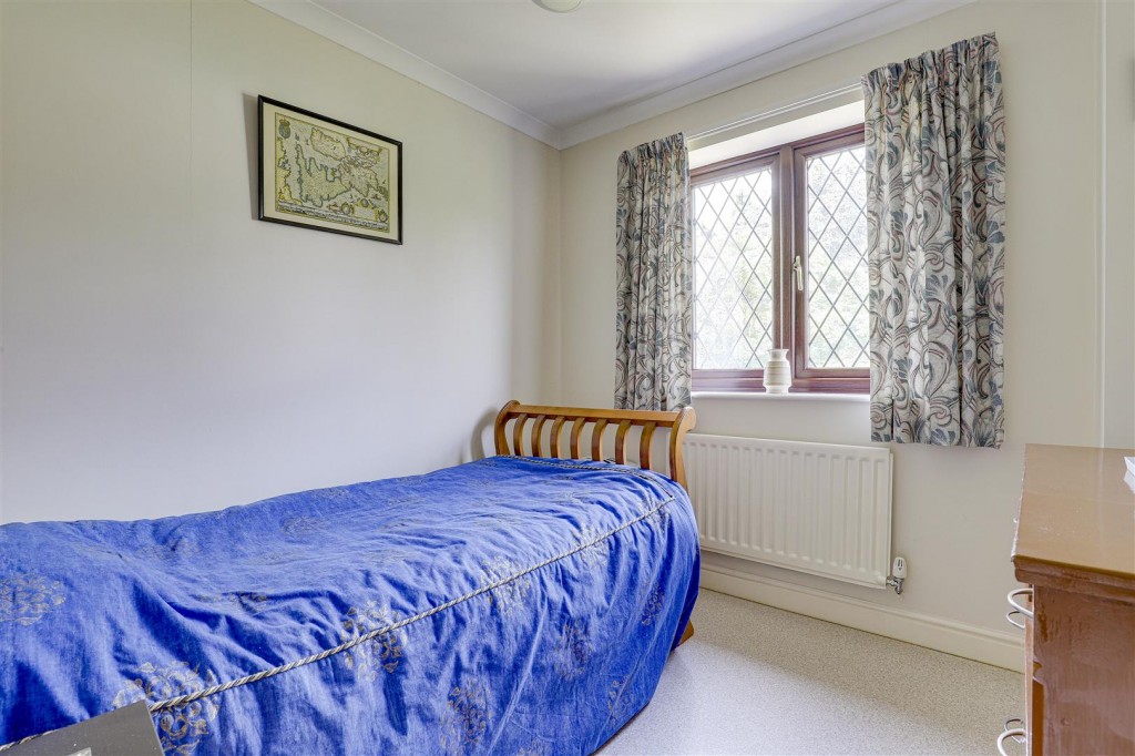 Hallfields, Edwalton, Nottinghamshire, NG12 4AA